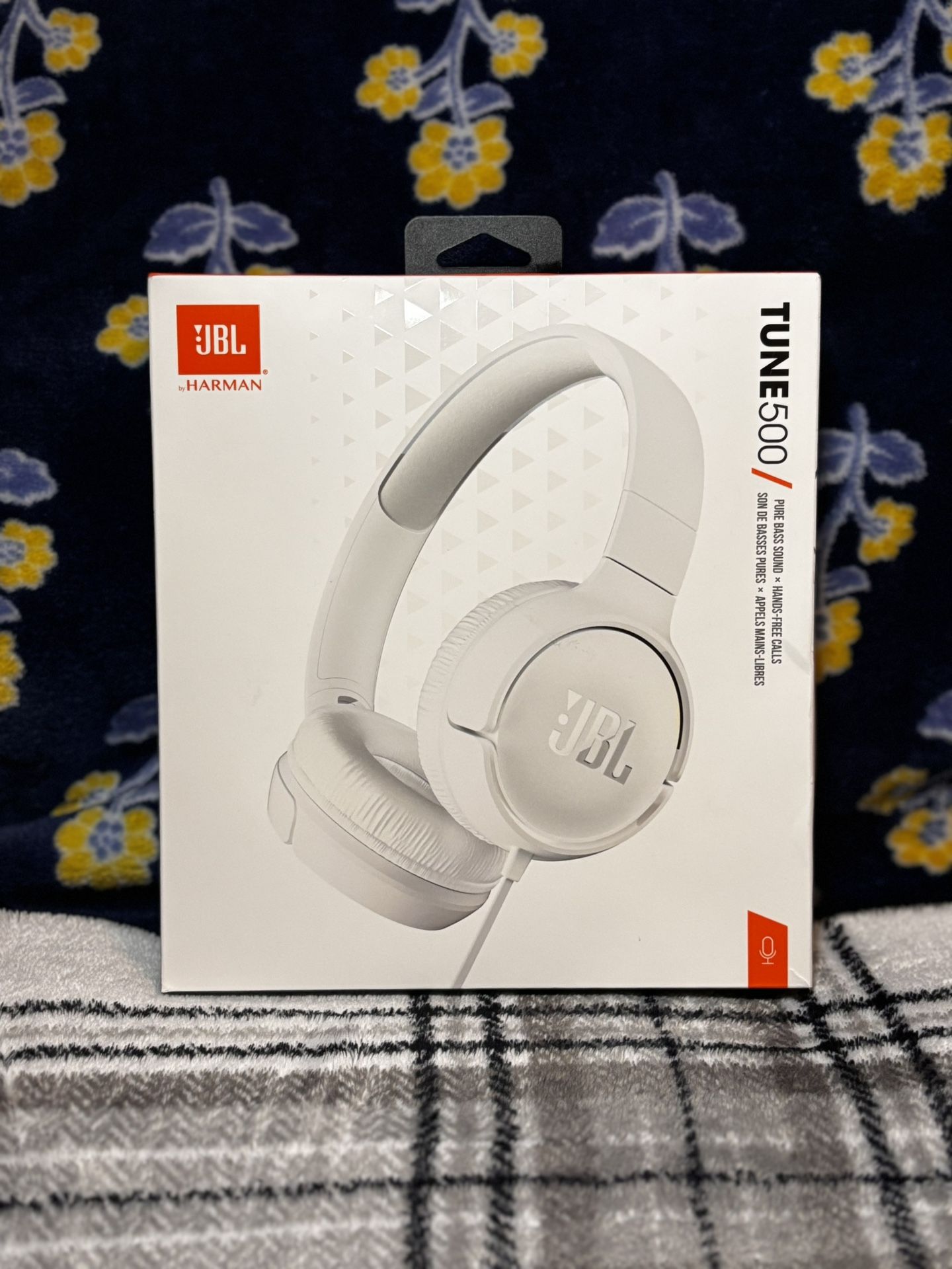 Brand New White Jbl (plug In)