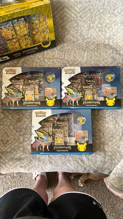 Pokemon Celebrations Deluxe Pin Collection