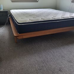 King Size HYBRID Mattress And Walker Edison Wood Bed Frame