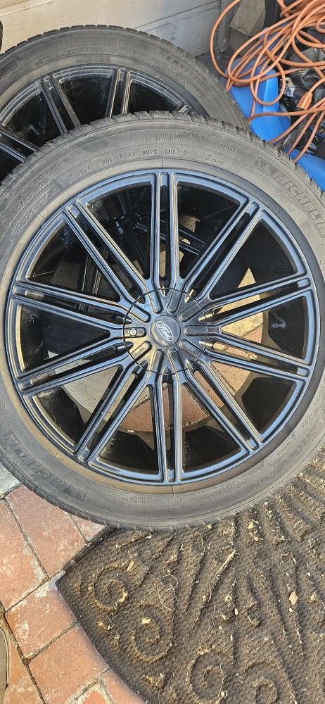 20" 5 X 114.3 Universal Rims