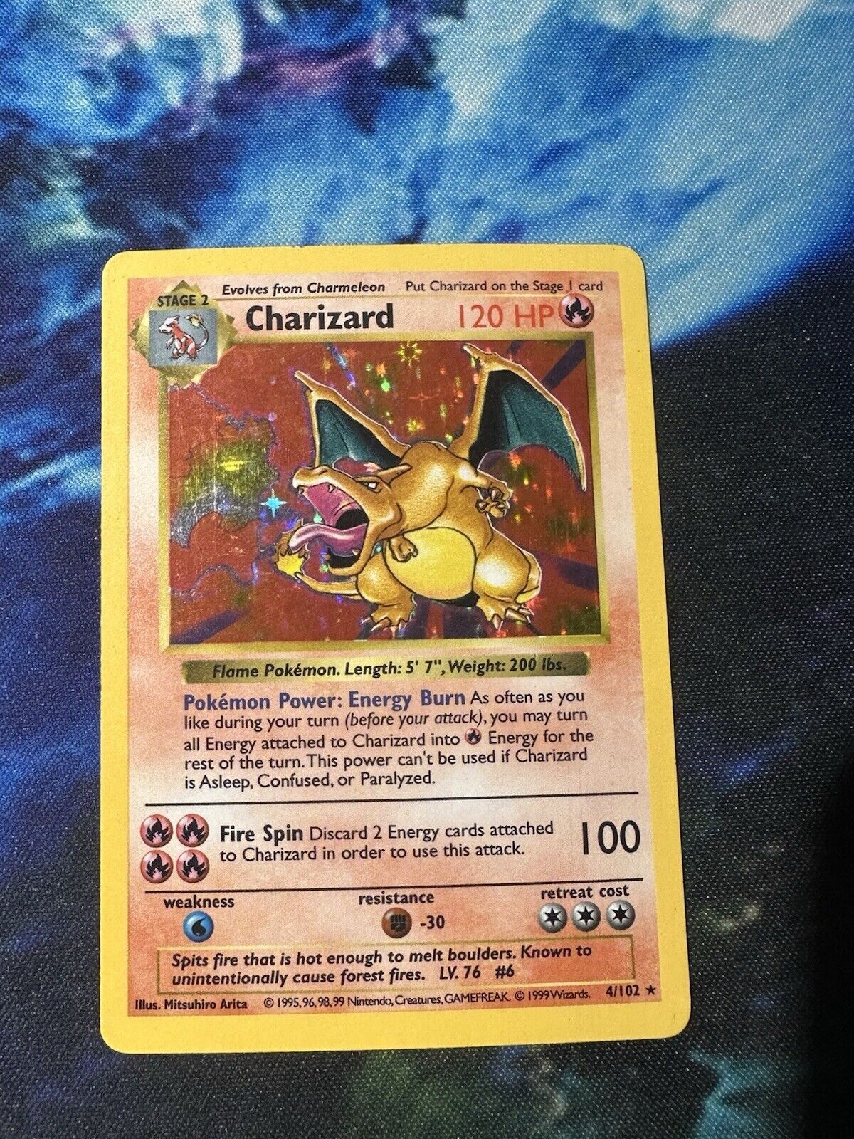 Pokémon 1999 Charizard 004/102 Base Set (Shadowless)! CLEAN!! Check Pics!!