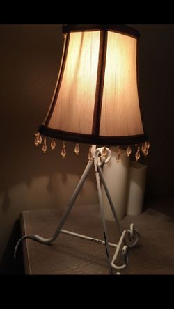 Table lamp
