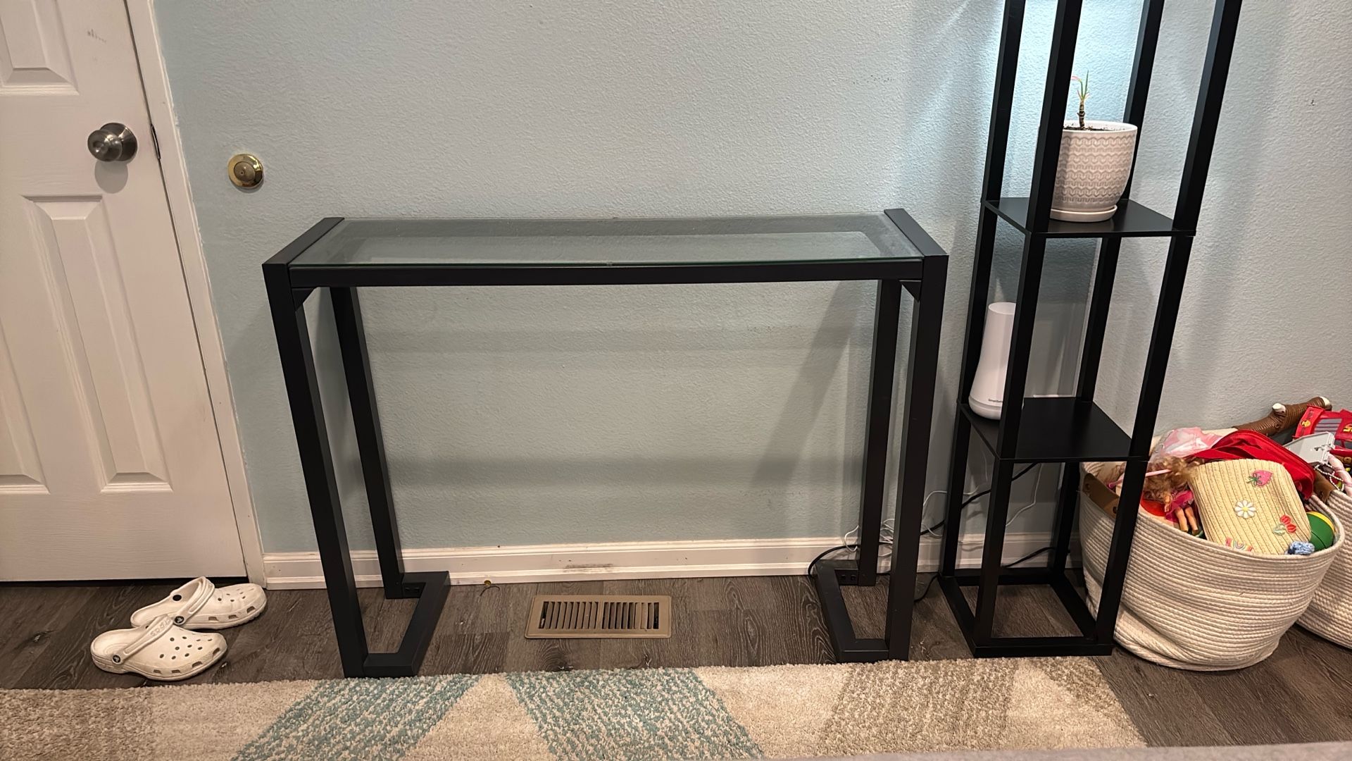 Entry Table
