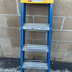 Cosco Ladder 4 ft