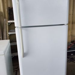Top n bottom refrigerators