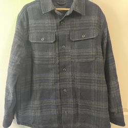 Men’s Banana Republic Quilted Lined Wool Blend Shacket Navy Plaid Shirt Size Large