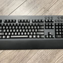 Logitech G613 LIGHTSPEED Wireless Mechanical Gaming Keyboard, Multihost 2.4 GHz + Blutooth Connectivity - Black