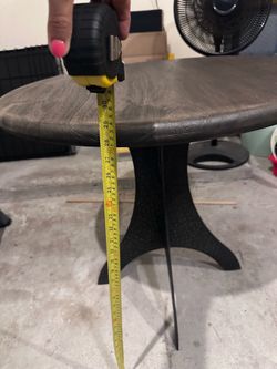 Small breakfast / side table metal pedestal base