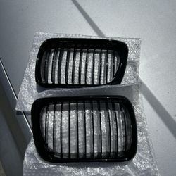 BMW E46 All Black Grills 
