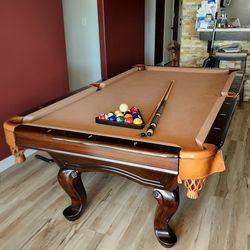 Pool Table + FREE MOVE /INSTALL!