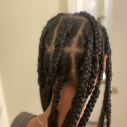 Knotless Braids 