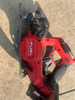 milwaukee circular saw no 2834-20