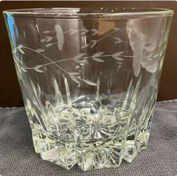 Princess House Heritage Heavy Crystal Ice Bucket in excellent condition!