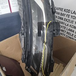 Land Rover Evoque Headlight 