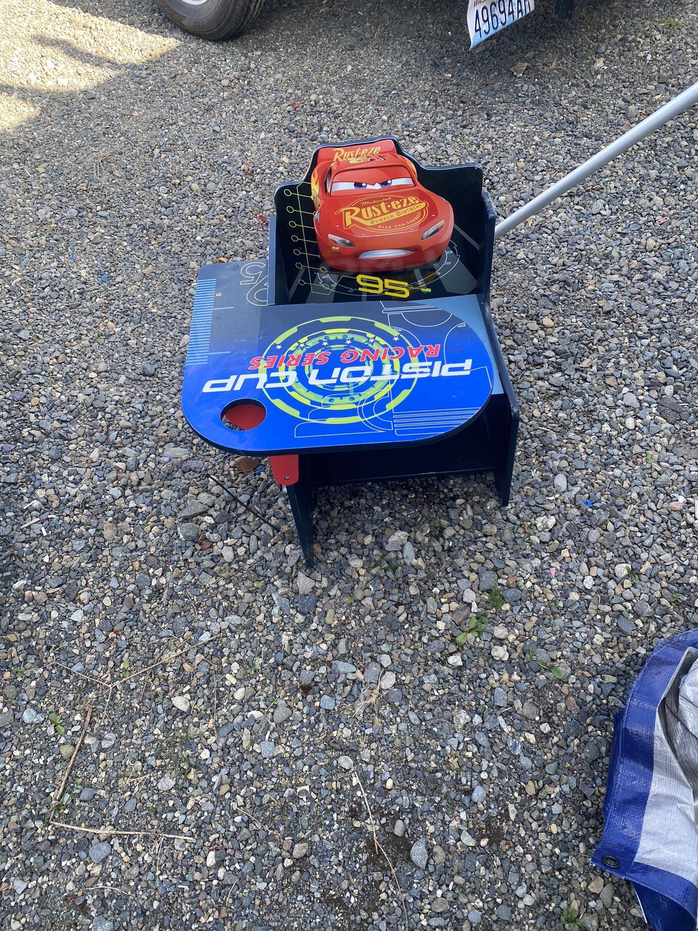 Two Kids McQueen Table/chair