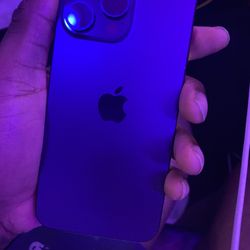 Brand New iPhone (Tmobile) 15 Pro Max (256) $850