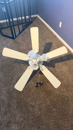 42-Inch White 5-Blade Ceiling Fan with 4 Lights