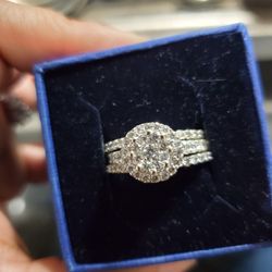 White Gold Diamonds Size 9