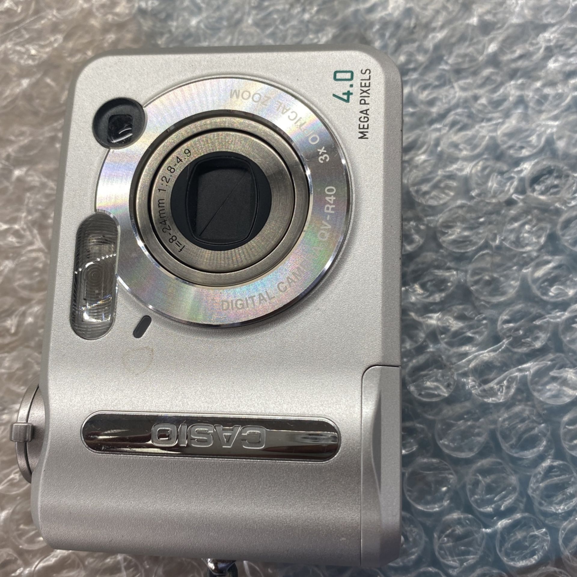 Casio EXILIM ZOOM EX-Z40 4.0MPu Digital Camera