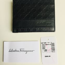 Great Father’s Day gift!Beautiful designer wallet. Salvatore Ferragamo. Very fine genuine leather. Saks Fifth Avenue. Made in Italy. Absolutely new