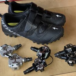 Shimano Clipless SPD Bike Pedals and Specialized Bike Shoes (Size 43)