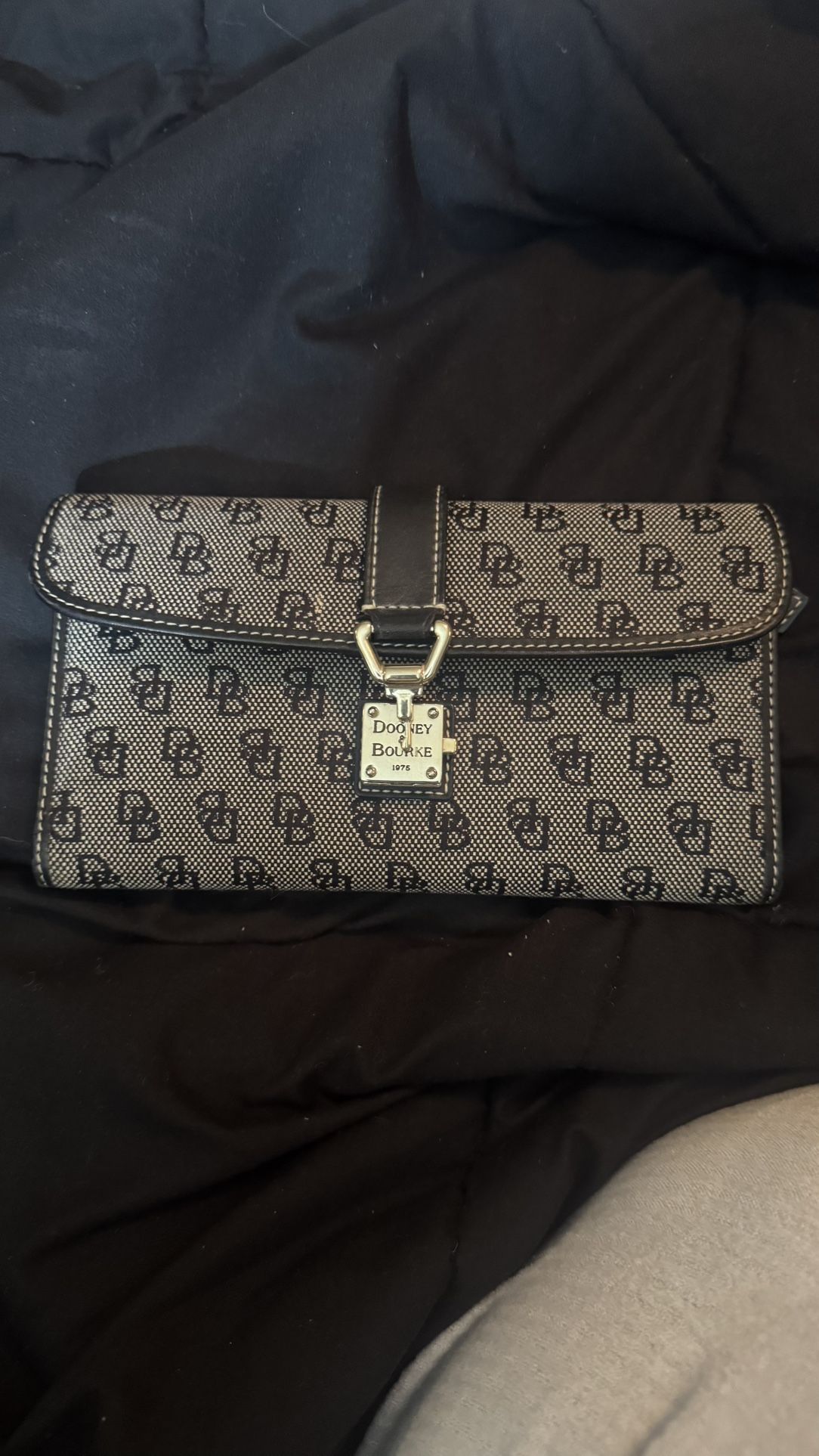 Dooney wallet