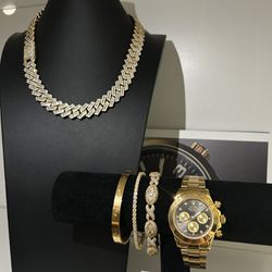Mens Watches Yellow Gold Set Icedout Cuban Chain Clover Bracelet Love Bracelet Tennis And Eye Bracelet Set Perfect Combo For Men Luxury Jewelry Cadena