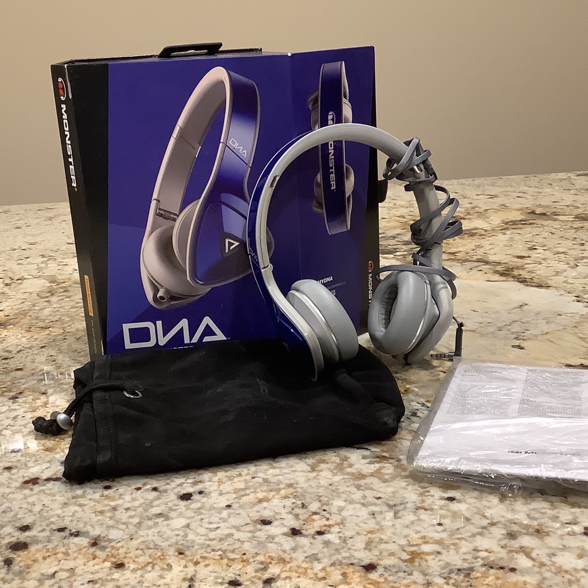 DNA Monster Headset