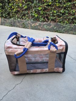 Carrying bag for dog
