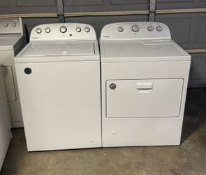 Set Whirlpool washer machine and gas dryer everything works we deliver