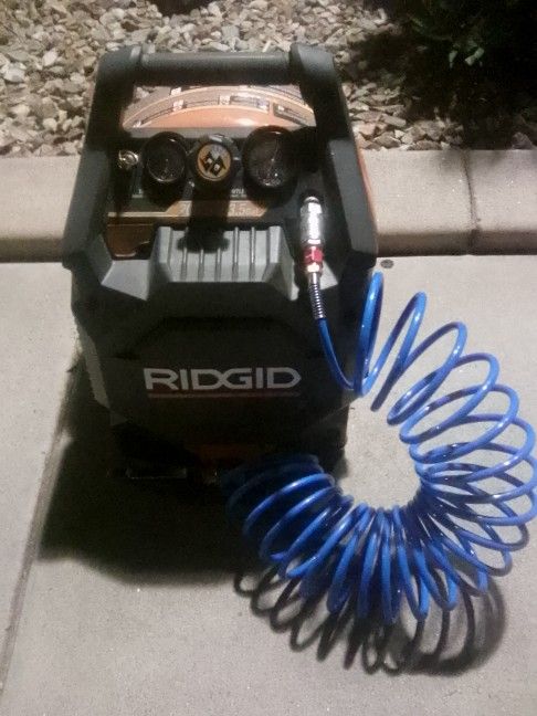 Rigid 3.5 Gallon Air Compressor 200psi