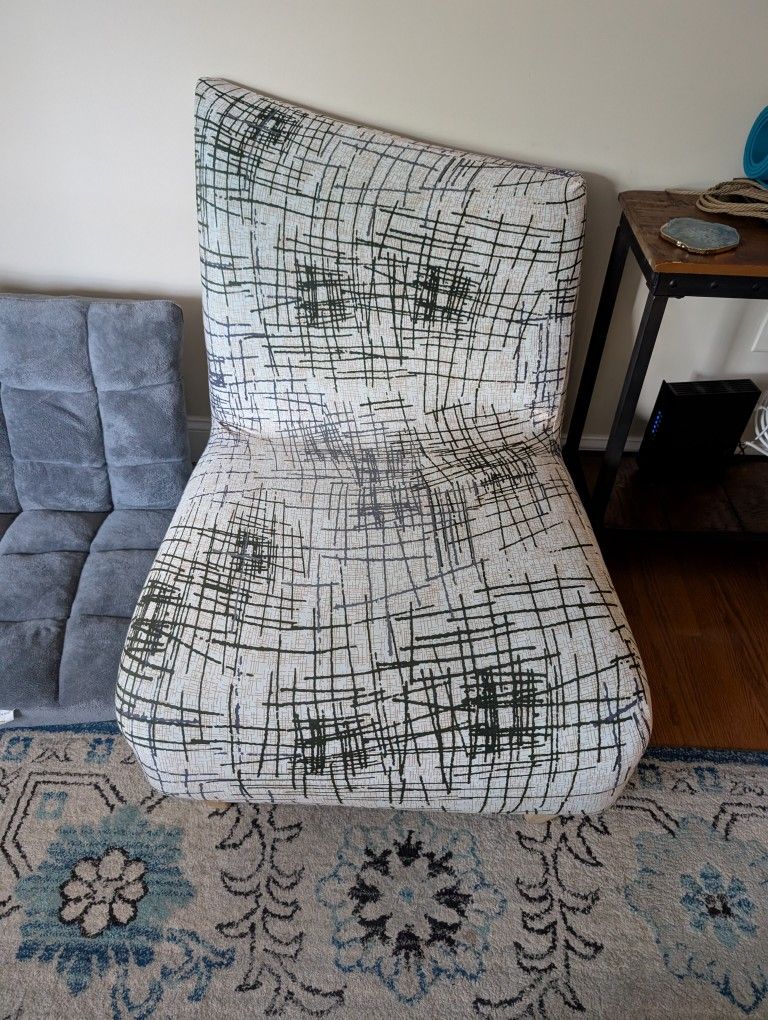 Beautiful VERY COMFORTABLE Abstract Sofa Couch Chair Seat