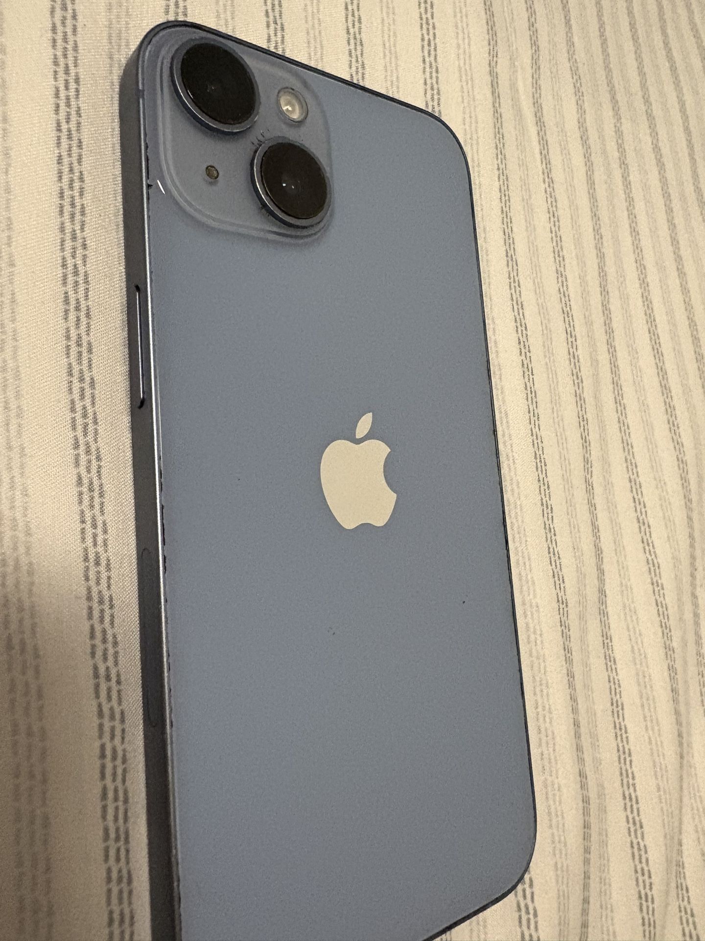 iPhone 14 🩵💙