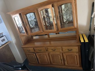 Hutch Perfect Condition