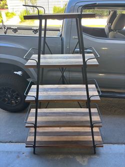 Garden shelf
