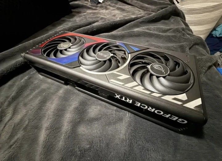 ASUS ROG STRIX GeForce RTX 4070 Ti SUPER O16G-GAMING GPU Graphics Card
