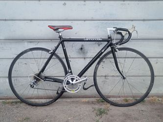 CANNODALE ROAD BIKE