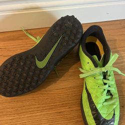 Nike Size 6 Turf Shoes
