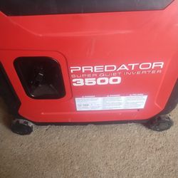 Predator Generator 3500 W/Wheels