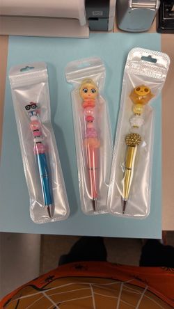 Doorable Pens