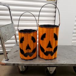 Set Of 2 Metal  Nesting Pumpkin Luminaries 