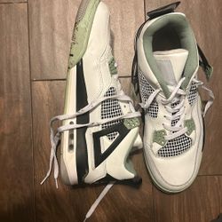 Jordan Fours Sea Foams Size 13 Use