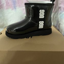 Uggs Little Kids Size 13