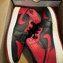 Youth AIR JORDAN SIZE 4
