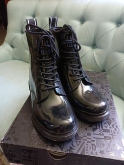 Michael Kors Tavie rain boots