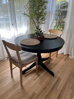 IKEA ROSENTORP Extendable Dining Table – Black | Like New