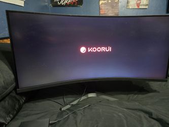 Curved WQH Gaming monitor