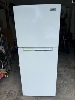 Magic chef refrigerator