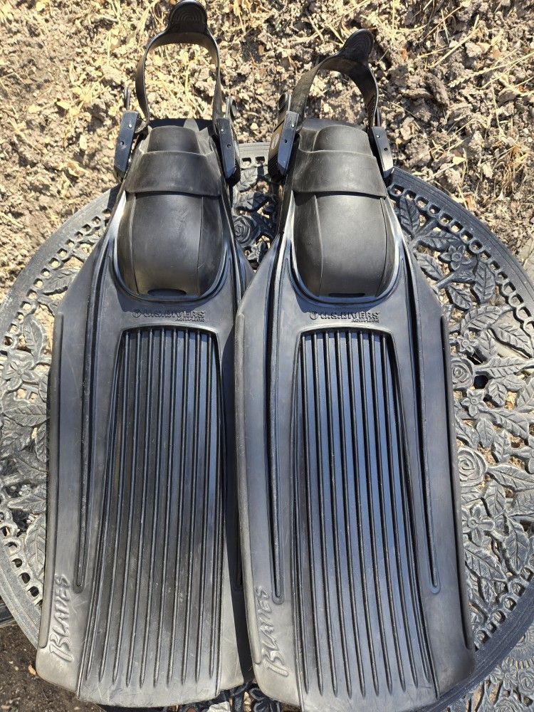 US Divers- Aqua Lung Dive Fins