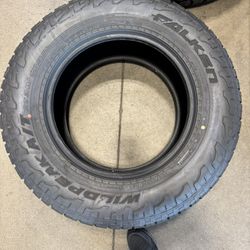 4 285/65/18 Falken WildPeak At3w Good Condition